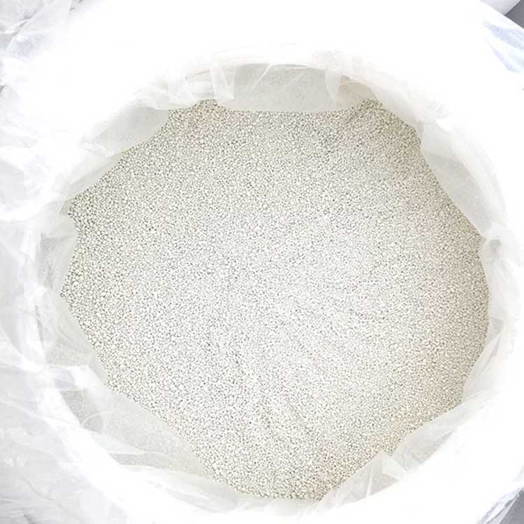 Refined Sodium Process Bleaching Powder - 65% Strength Powerful Whitening and Disinfecting Agent 1 A container of refined sodium process bleaching powder.