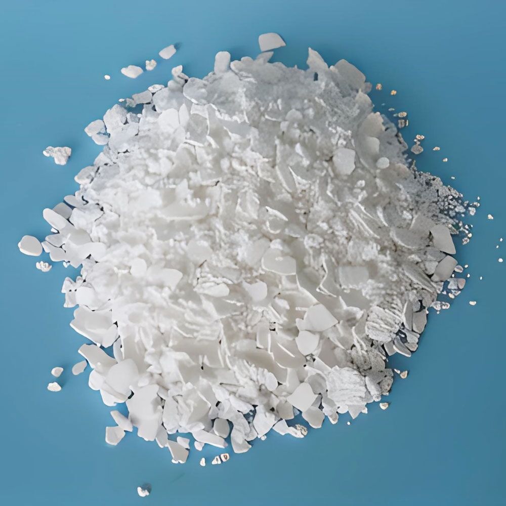 Calcium Chloride Dihydrate: Versatile Moisture Control and Deicing Solution 1 Calcium Chloride Dihydrate - White crystalline substance with water molecules, used for moisture control and deicing.